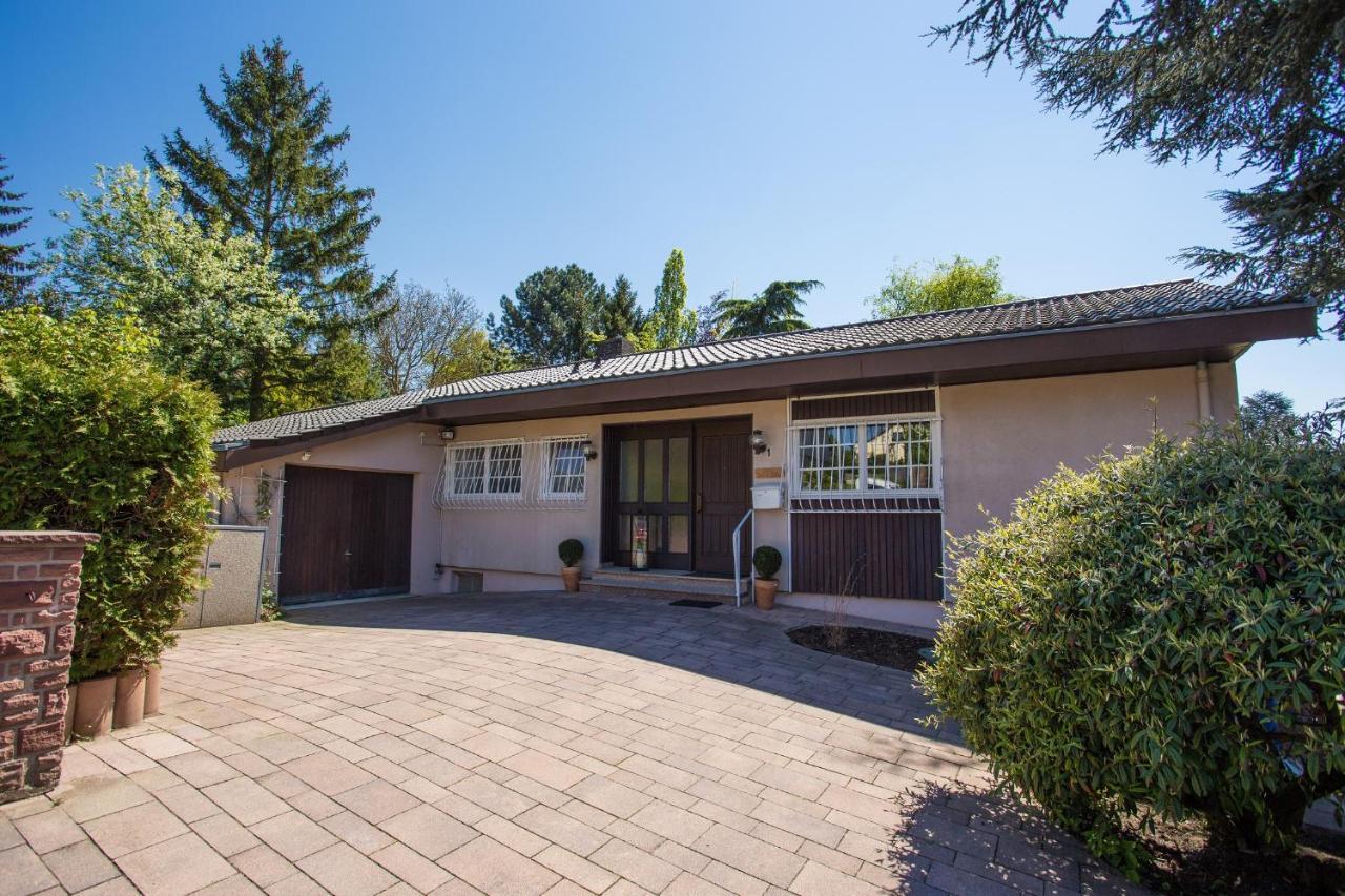 Wörrstadt Villa-Doerr 100 M² + 1500M² Garten מראה חיצוני תמונה
